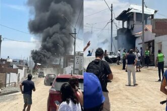 Reportan caída de avioneta en zona residencial de San Bartolo.