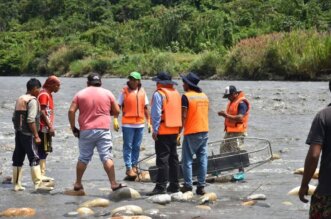 6 muertos y 6 desaparecidos en rio 4