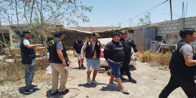 Policía Nacional realizó operativo en la asociación Santa María del Triunfo.