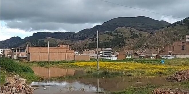 Viviendas inundadas en Puno.