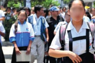 Proponen que el uniforme escolar sea único.