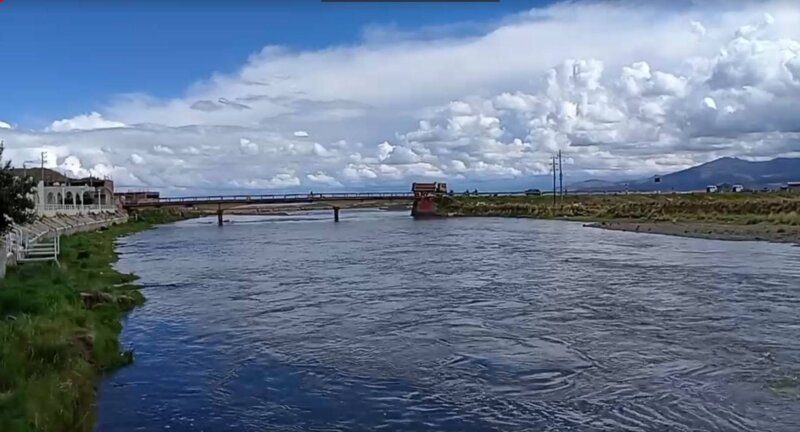 Puente nuevo de Lampa es una bomba de tiempo