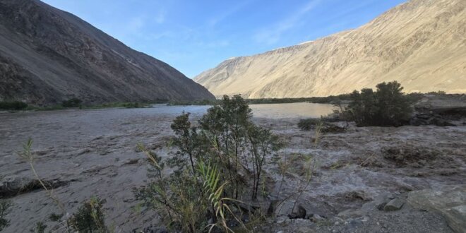 Se reportó la ruptura del dique en los sectores La Tranca y Platanal.