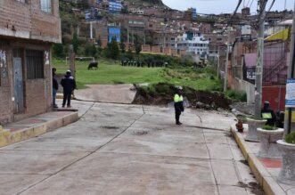 Imponen estado de derecho en vía cerrada.