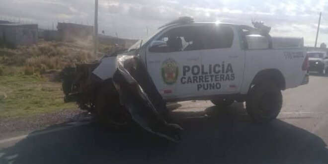 Colisiona patrullero de la Policía de Carreteras.