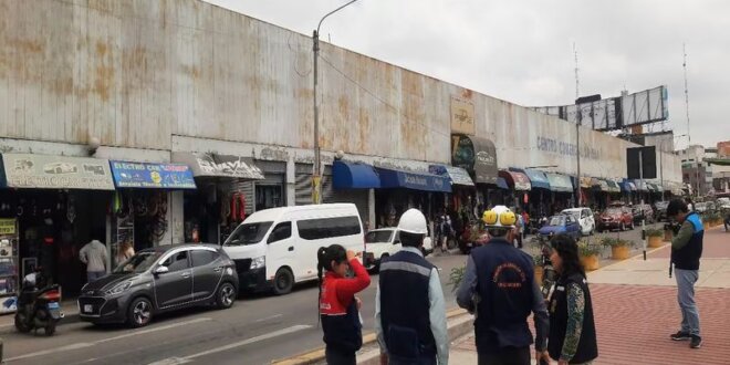 Centros comerciales en Arequipa vienen siendo inspeccionados.