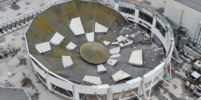 Expertos en ingeniería y arquitectura han señalado que una estructura tan joven no debería presentar este tipo de fallas.