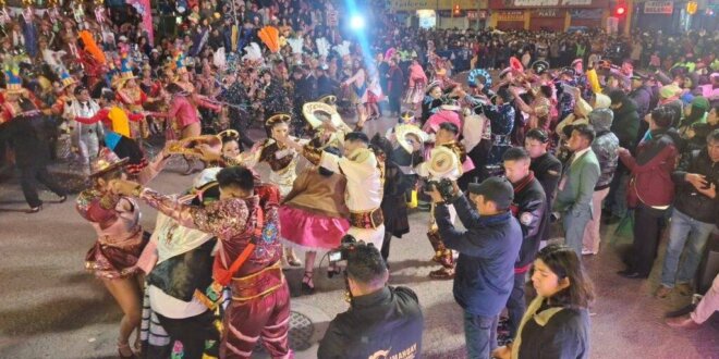 4. MAS DE 1500 POLICIAS foto principal grande