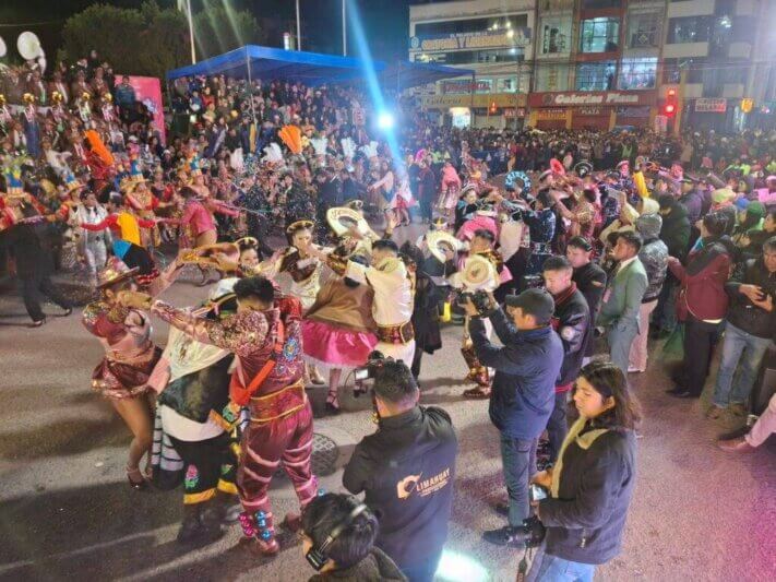 4. MAS DE 1500 POLICIAS foto principal grande