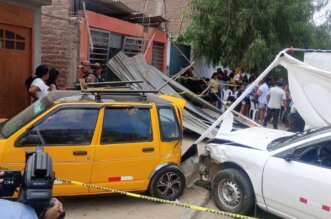 Otras tres personas también resultaron heridas a causa del incidente.