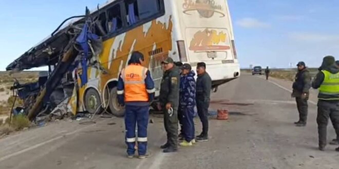 Puno: 7 peruanos fallecidos en accidente – Diario Sin Fronteras -Tu ...