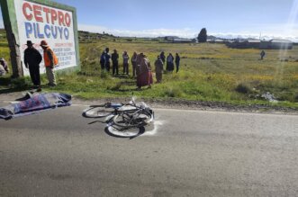 Un vehiculo atropella a ciclista y de da a la fuga