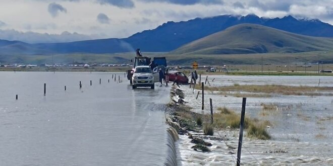 Familia de músicos es arrastrada por el río Ramis.