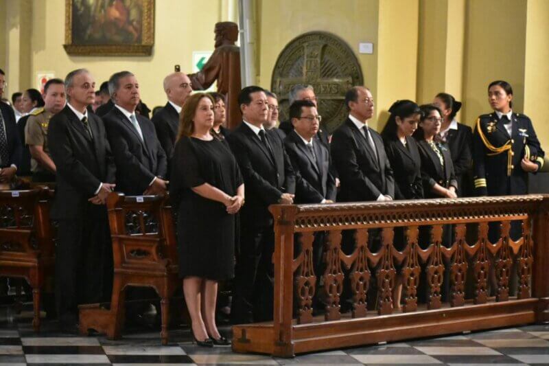 También se rindió homenaje a quien fuera papa Francisco.