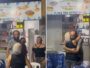 Madre rescata a su hijo.