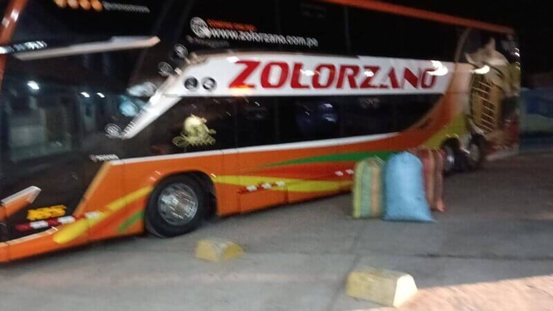 2. PASAJERO EN BUS