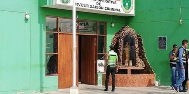Un peruano y una extranjera quedaron detenidos.