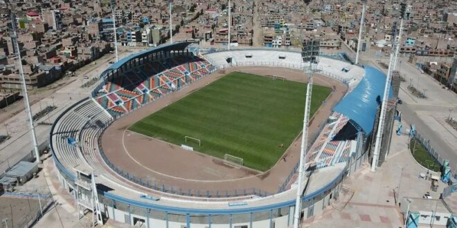 Estadio de Juliaca en grave problema.