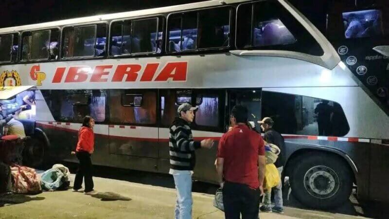 Asalto de pelicula en la via Interoceanica 1