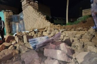 Comerciante aplastada po muro sobre poner