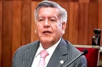 César Acuña.