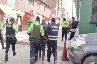 Ebrio atacó sin piedad a mujer y luego se fugó.
