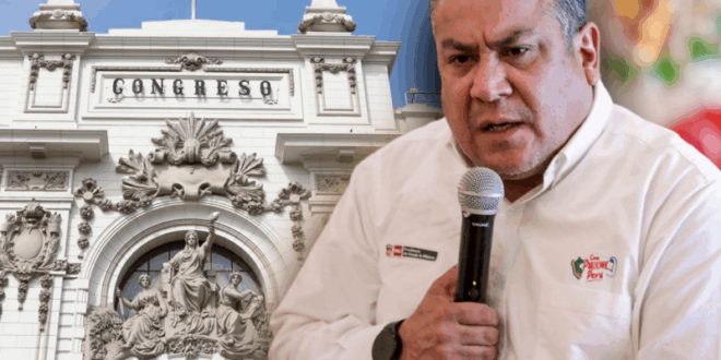 Adrianzén alerta sobre crisis política si Congreso insiste en censurarlo.