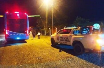 Asalto de pelicula a un bus repleto de pasajeros 2