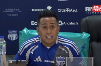 Jugador dio conferencia de prensa en Ecuador.