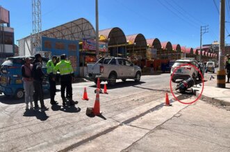 1. DISPARAN A JOVEN FOTON