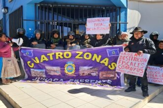 1. PROTESTAN POR LIBERACION FOTON