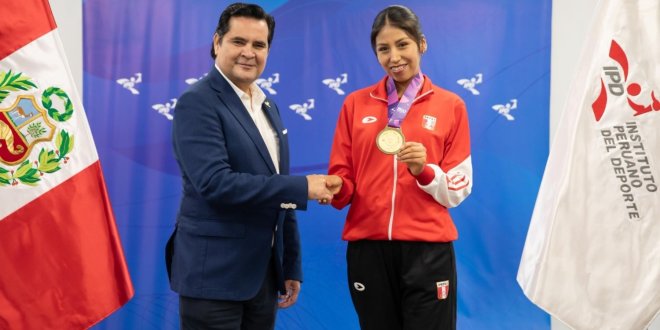 Federico Tong se reunió con Verónica Huacasi, oro en Asunción 2025.