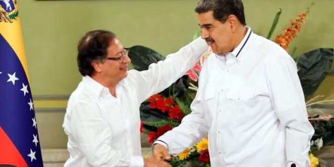 GUSTAVO PETRO Y NICOLAS MADURO