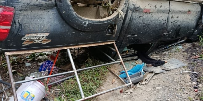 Un aparatoso accidente deja 1 muerto y 3 heridos