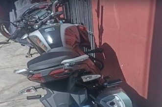a 10