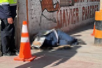 DEUDOS LLEVAN CADAVER AL HOSPITAL ASI FUE ENCONTRADO