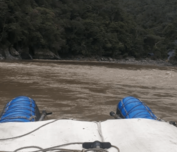 Joven estragado POR EL RIO INAMBARI