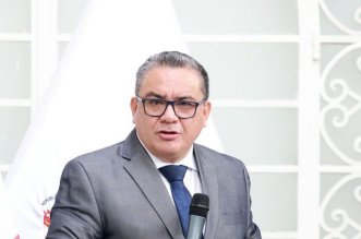 Juan Jose Santivanez 3