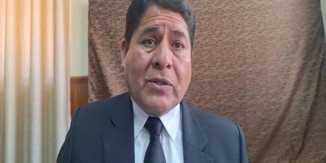 Juan Carlos Mendoza Velásquez regresa a la gerencia de la Red Asistencial Puno 1 WhatsApp Image 2025 09 12 at 5.23.51 PM