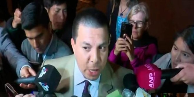 abogado dina no renuncia ni asilo politico 800x533 1