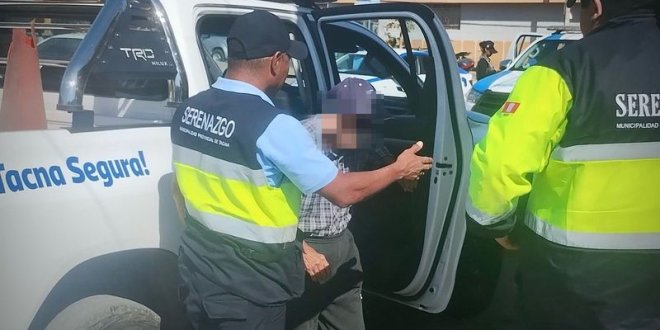 Tacna: Intervienen a hombre mayor acusado de hostigar a jóvenes en la vía pública 1 cae anciano que piropeaba a mujeres