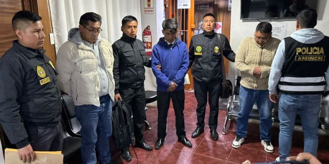 Dictan prisión preventiva a investigado por falsificación de documentos en Puno 1 falsificacion