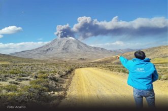 foto volcan ubinas