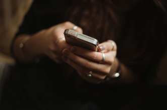 Accesorios imprescindibles para gamers en celulares en Perú