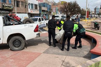 1. AMANECIO MUERTO FRENTE A HOSPITAL FOTON