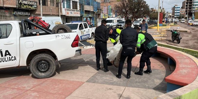 1. AMANECIO MUERTO FRENTE A HOSPITAL FOTON