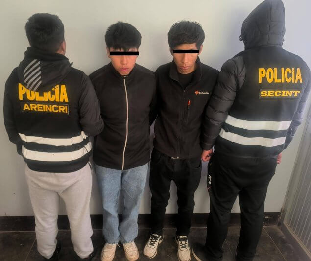 1. LOS BUITRES DE LA UNION FOTON