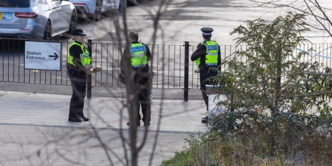 Ataque con cuchillo deja varios heridos en tren hacia Londres 1 132013 1807961