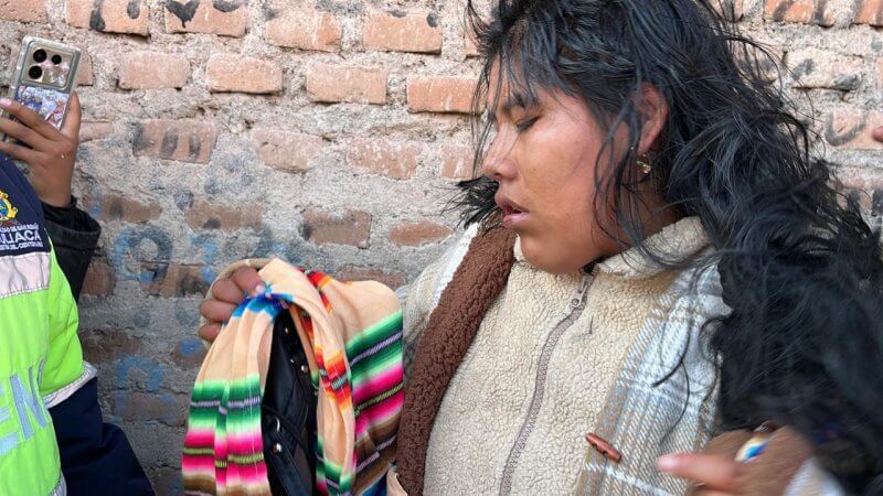 Puno: Cortan cabello a mujer por "estafadora” 1 592bcee8 09e3 43e4 b339 d158c07624df