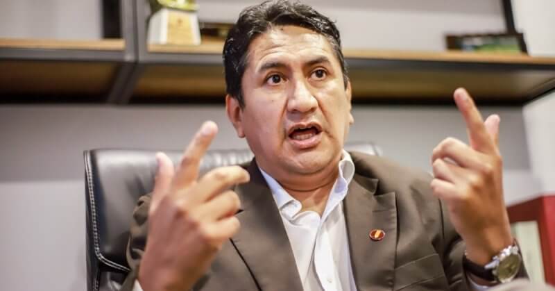 Madre de Vladimir Cerrón afirma que su hijo se encuentra en el Perú 1 669f0fe7058f7